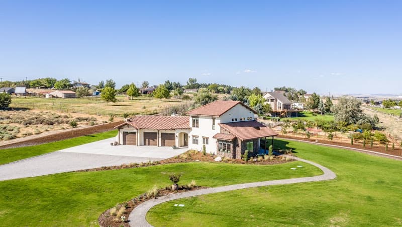 R Peterman Construction photo