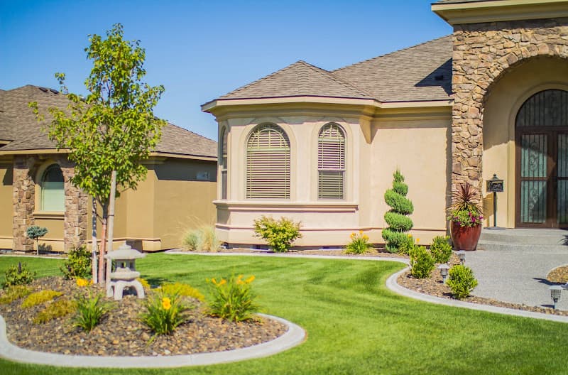 HUESITOS CO II LLC dba HUESITOS LANDSCAPING photo