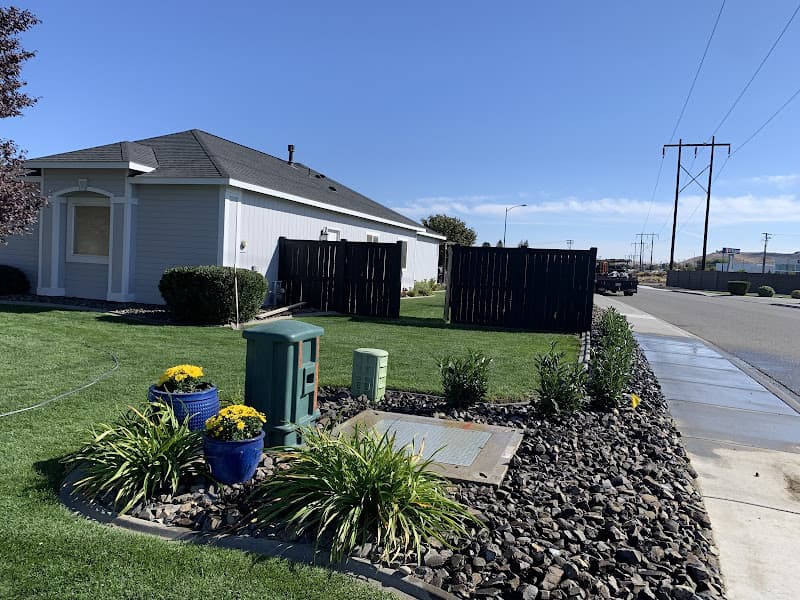 Eden Landscaping & Tree Service LLC photo