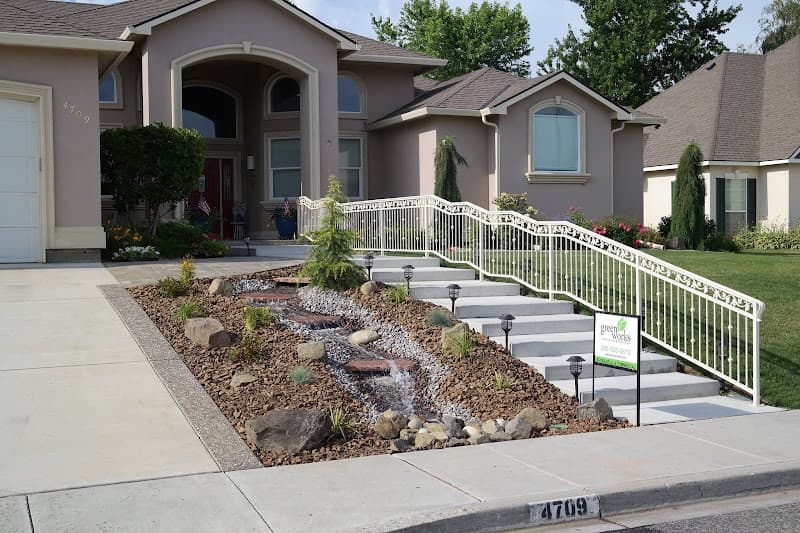 Greenworks Landscaping & Maintenance photo